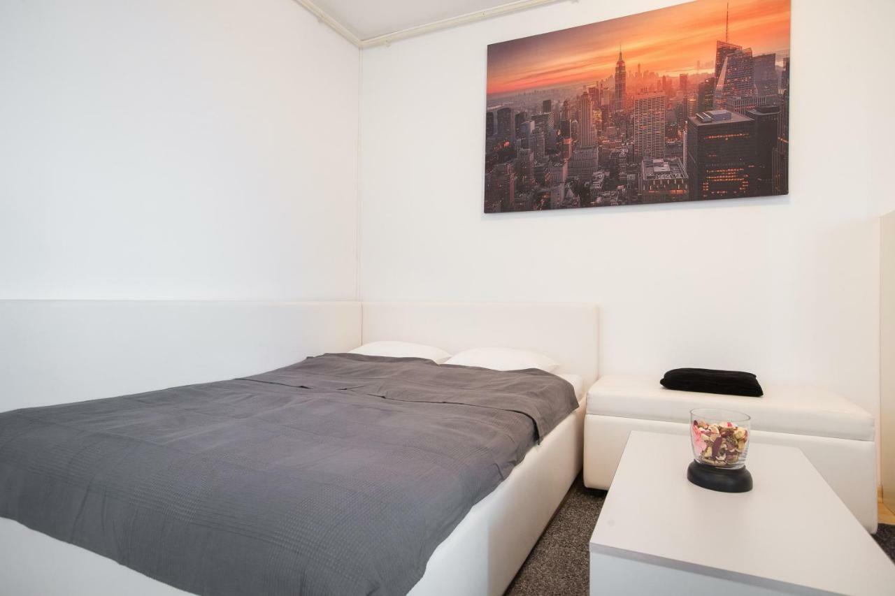 Cozy & Modern Studio With Balcony Zagreb Eksteriør bilde